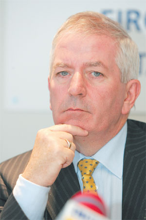 PIRMAAAA.JPG (23924 bytes)