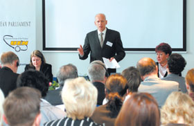 RUNAAJAM.JPG (15095 bytes)