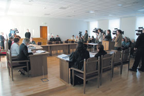 PETROVS-TIESA.JPG (14493 bytes)