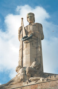 STR01.JPG (14952 bytes)