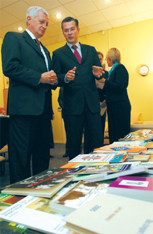 PIRMAAAA.JPG (36683 bytes)