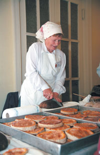 DUNDAGA05.JPG (17152 bytes)