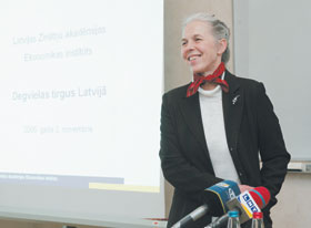 KARNITE01.JPG (8717 bytes)