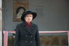 VIKE1.JPG (9879 bytes)