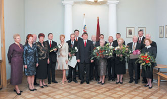 MKBALVA.JPG (20198 bytes)