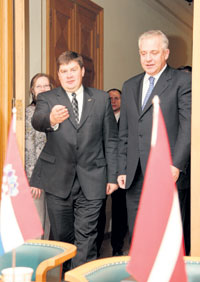 HORVATS1.JPG (16616 bytes)