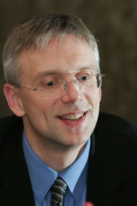 KARINS01.JPG (11342 bytes)