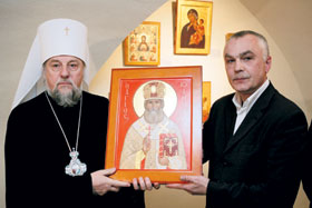 02.JPG (14436 bytes)