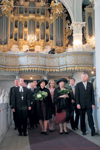 14.JPG (22645 bytes)