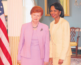 01.JPG (16081 bytes)