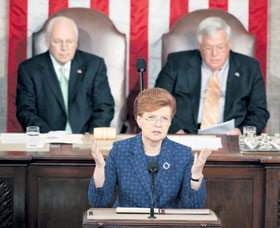 04.JPG (19977 bytes)