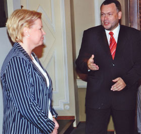 PIR.JPG (20860 bytes)