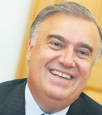 02.JPG (10622 bytes)