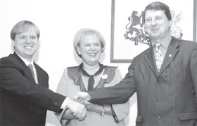 A1.JPG (10701 bytes)