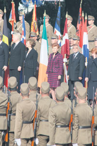 A10.JPG (23967 bytes)