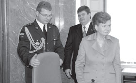 MELNS.JPG (10499 bytes)