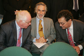 40.JPG (13941 bytes)