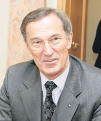 33.JPG (12331 bytes)