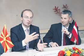 MAKEDONIJA.JPG (15439 bytes)