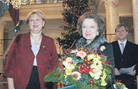 ADA.JPG (19328 bytes)