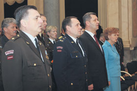 DROSIBA1.JPG (13688 bytes)