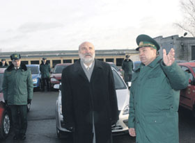 ROB.JPG (12330 bytes)