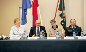 ROBEZAS.JPG (13370 bytes)