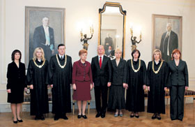 TIESNESI.JPG (15973 bytes)