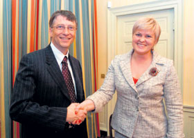 00.JPG (18490 bytes)