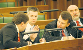 SAEIMA5.JPG (17526 bytes)