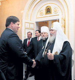 02.JPG (19752 bytes)