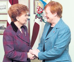 01.JPG (16678 bytes)