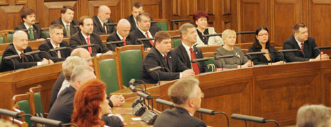 S1.JPG (31373 bytes)