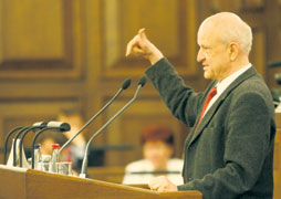 SAEIMA8.JPG (12946 bytes)