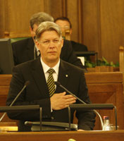 01.JPG (10301 bytes)