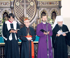 01.JPG (20065 bytes)