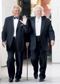 P00.JPG (13984 bytes)