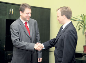 Z02.JPG (14381 bytes)