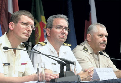 V1.JPG (28248 bytes)