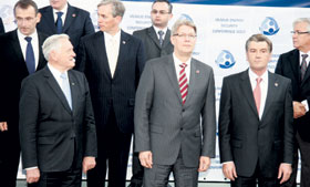 LIETUVA1.JPG (15932 bytes)