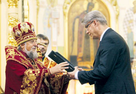 04.JPG (20318 bytes)