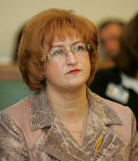 02.JPG (12469 bytes)