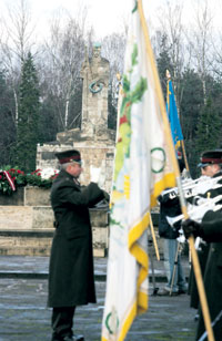 A2.JPG (22077 bytes)