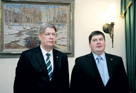 01.JPG (14298 bytes)