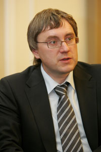 11.JPG (12515 bytes)