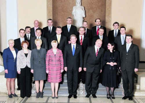 VALDIBA2.GIF (113800 bytes)