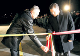 05.JPG (16939 bytes)