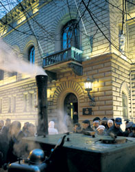 001.JPG (21309 bytes)