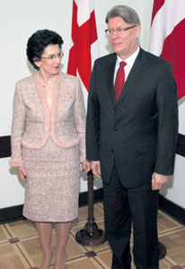 P01.JPG (16795 bytes)