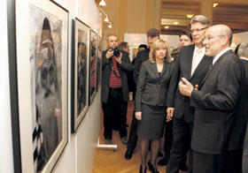 05.JPG (17076 bytes)